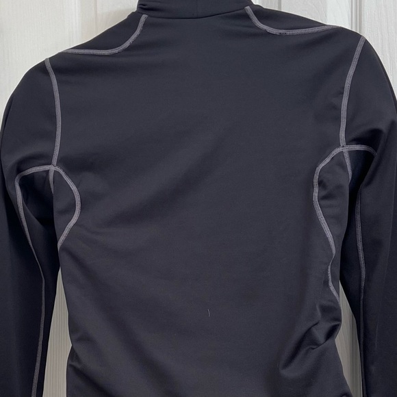 Nike Pro men dri fit men black long sleeves  logo shirt. Size M. Used. - Picture 6 of 9